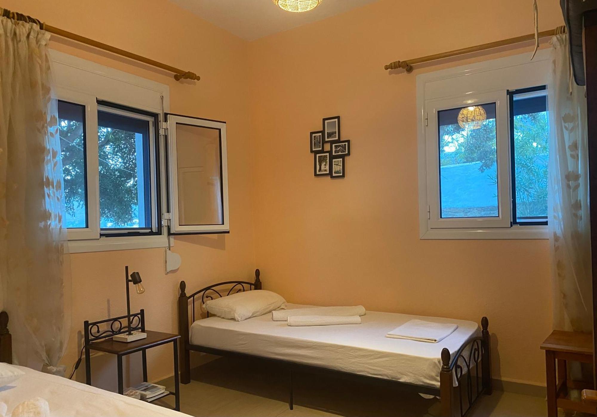 Πέτρινη Αυλή, Αρμενιστης Ικαρια Villa Armenistis  Buitenkant foto